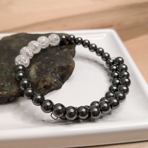 Crackled Quartz Hematite Memory Wire Wrap Bracelet - Picture 2 of 9